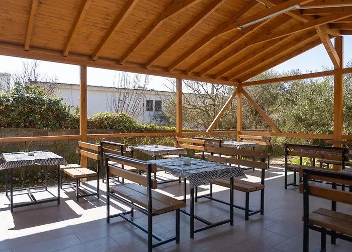 Sunny Breeze Hotel *