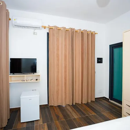 Otel Sunny Breeze Avlonya